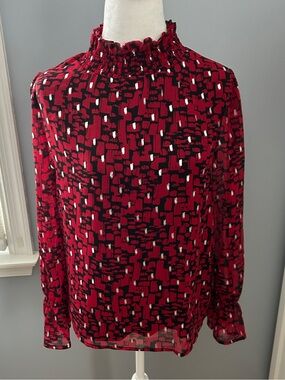Willow Drive NWT Smocked Mock Neck Blouse Size S Red Black Abstract Print